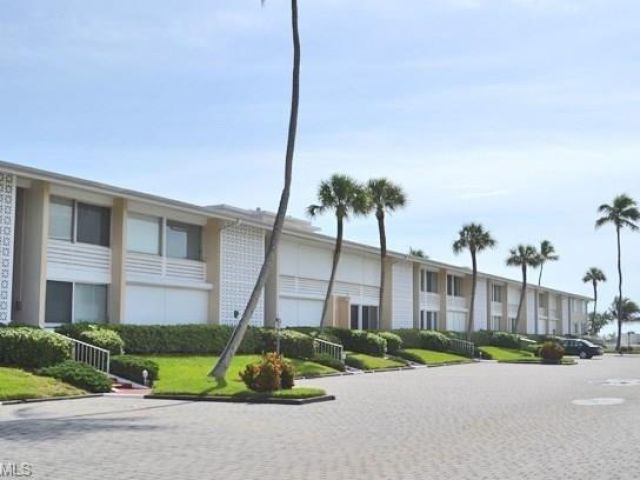 Surfside Club At Coquina Sands