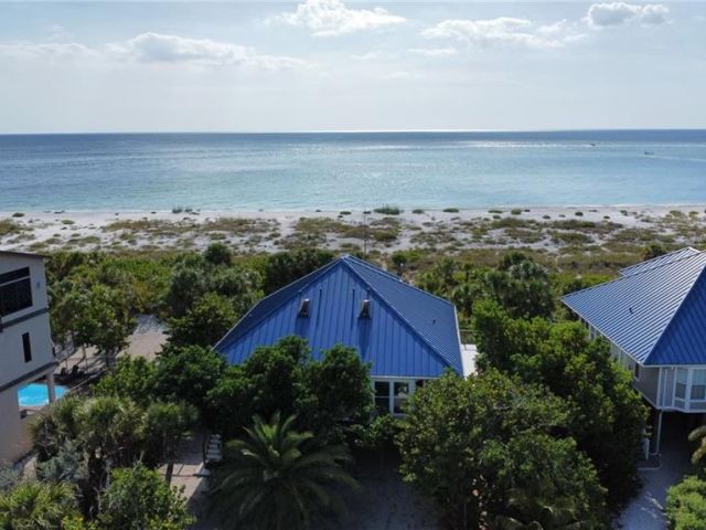 Beach Villas Of Upper Captiva Condominium