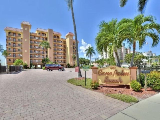 Cane Palm Beach Condo