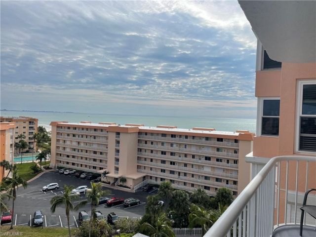 Bermuda Dunes Condo