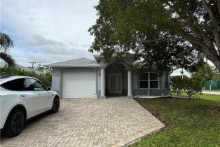 , 799 94th Ave N, Naples FL 34108