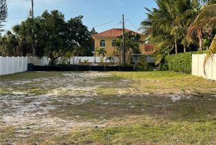 Land, 508 105th Ave N, Naples FL 34108