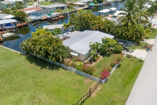 Land, 11742 Island Ave, Matlacha FL 33993