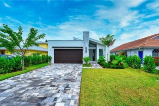 Single Family Residence, 767 98th Ave Vanderbilt Beach, FL 34108 