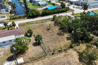 ,  , Cape Coral, CA 33904 - 4