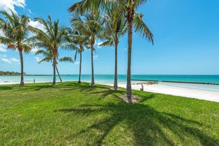 Land, 4550 Gordon Dr, Naples FL 34102