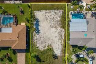 Land, 5230 Tamiami Ct, Cape Coral FL 33904