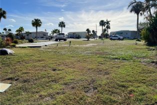 ,  , Bayside Estates, CA 33931 - 7