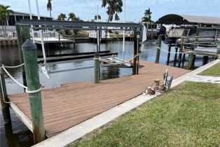 ,  , Bayside Estates, CA 33931 - 2