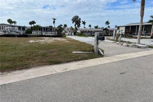 ,  , Bayside Estates, CA 33931 - 10