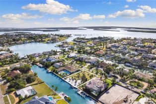 , 1668 Mcilvaine Ct, Marco Island FL 34145