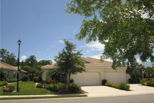 Ranch,Villa Attached, 10702 Cetrella Dr, Fort Myers FL 33913