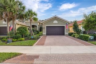 , 13435 Silktail Dr, Naples FL 34109