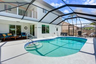 2 Story,Single Family Residence, 196 5th St, Bonita Springs FL 34134