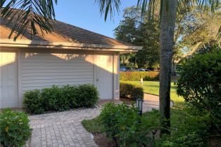 ,  , Walden Oaks, CA 34109 - 8