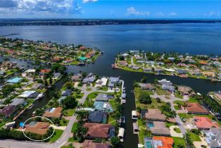 Ranch,Single Family Residence, 5607 Coronado Caloosahatchee, FL 33904 