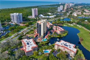 , 6040 Pelican Bay Blvd # 105, Naples FL 34108