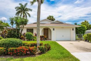 Ranch,Single Family Residence, 630 95th Ave N # A, Naples FL 34108