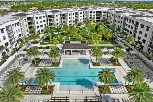 Mid Rise (4-7), 1111 Central Ave # 514, Naples FL 3410234102 