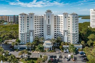 High Rise (8+), 300 Dunes Blvd # 105, Naples FL 34110