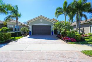 Ranch,Single Family Residence, 3263 Pacific Dr, Naples FL 34119