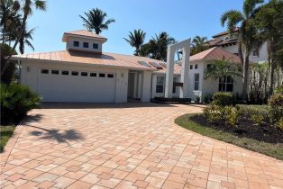 , 314 Egret Ave, Naples FL 34108