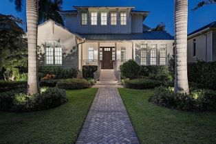 2 Story,Single Family Residence, 141 9th Olde Naples, FL 34102 