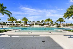 Apartment,Mid Rise (4-7), 1111 Central # 417s, Naples FL 34102