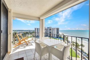 Penthouse,High Rise (8+), 3215 Gulf Shore Blvd N # 704n, Naples FL 34103