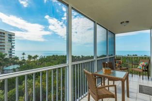 High Rise (8+), 1 Bluebill Ave # 709, Naples FL 34108