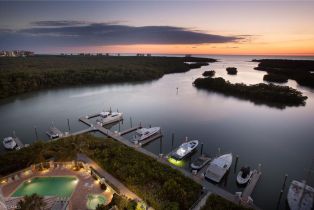 High Rise (8+), 425 Dockside Dr # 404, Naples FL 3411034110 