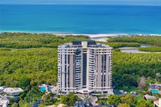 Penthouse,High Rise (8+), 6001 Pelican Bay Blvd, Naples FL 3410834108 