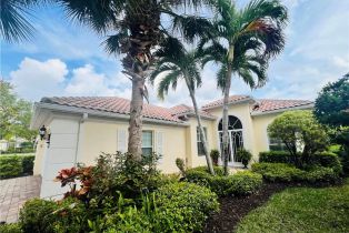 Single Family Residence, 28827 Yellow Fin Trl, Bonita Springs FL 34135