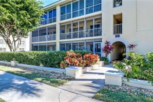 , 1051 3rd St S # 301, Naples FL 34102