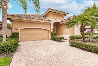 , 6105 Dogleg Dr, Naples FL 34113