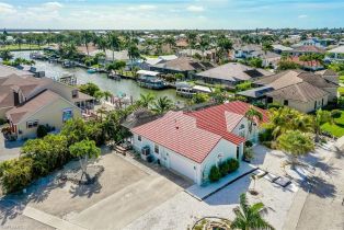 Ranch,Single Family Residence, 1601 Orleans Marco Island, FL 34145 