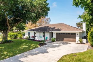 Ranch,Single Family Residence, 237 Burning Tree Central Naples, FL 34105 