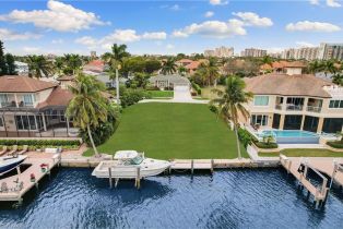 Land, 1046 Fieldstone Dr, Marco Island FL 34145