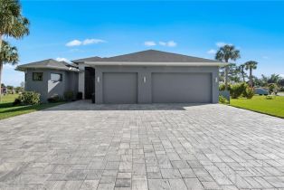 Single Family Residence, 13538 Island East Fort Myers, FL 33905 