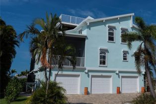 Multi-Story Home,Single Family Residence, 26 Palmview Fort Myers Beach, FL 33931 