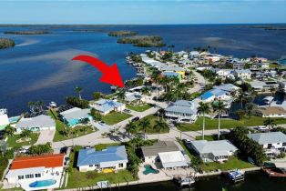 Ranch,Single Family Residence, 11827 Island Matlacha, FL 33993 