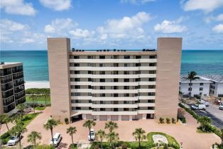 Mid Rise (4-7), 10525 Gulf Shore Dr # 252, Naples FL 3410834108 