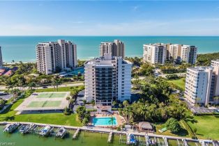 Penthouse,High Rise (8+), 11030 Gulf Shore Dr # 1201, Naples FL 34108