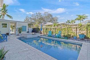 2 Story,Single Family Residence, 1081 Hollygate Ln, Naples FL 34103