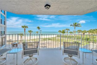 High Rise (8+), 10701 Gulf Shore Dr # 302, Naples FL 34108