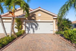 Villa Attached, 15239 Ligustrum Cascades, FL 33920 