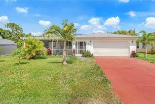 Ranch,Single Family Residence, 2602 Cypress East Fort Myers, FL 33905 