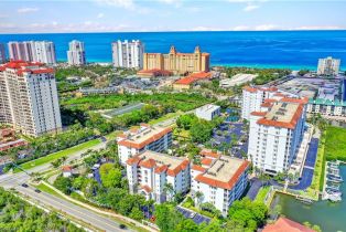 High Rise (8+), 400 FLagship Dr # 905, Naples FL 34108