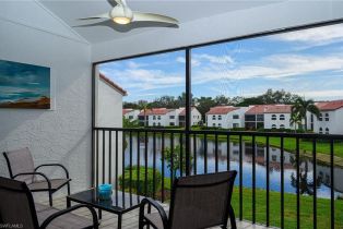 2 Story,Low Rise (1-3), 583 Beachwalk Cir # 202, Naples FL 34108