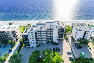 High Rise (8+), 9375 Gulf Shore Dr # 602, Naples FL 34108